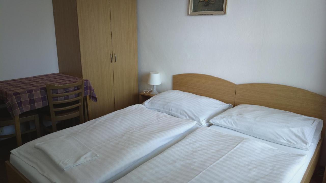 Penzion Lada Nová Bystřice Extérieur photo